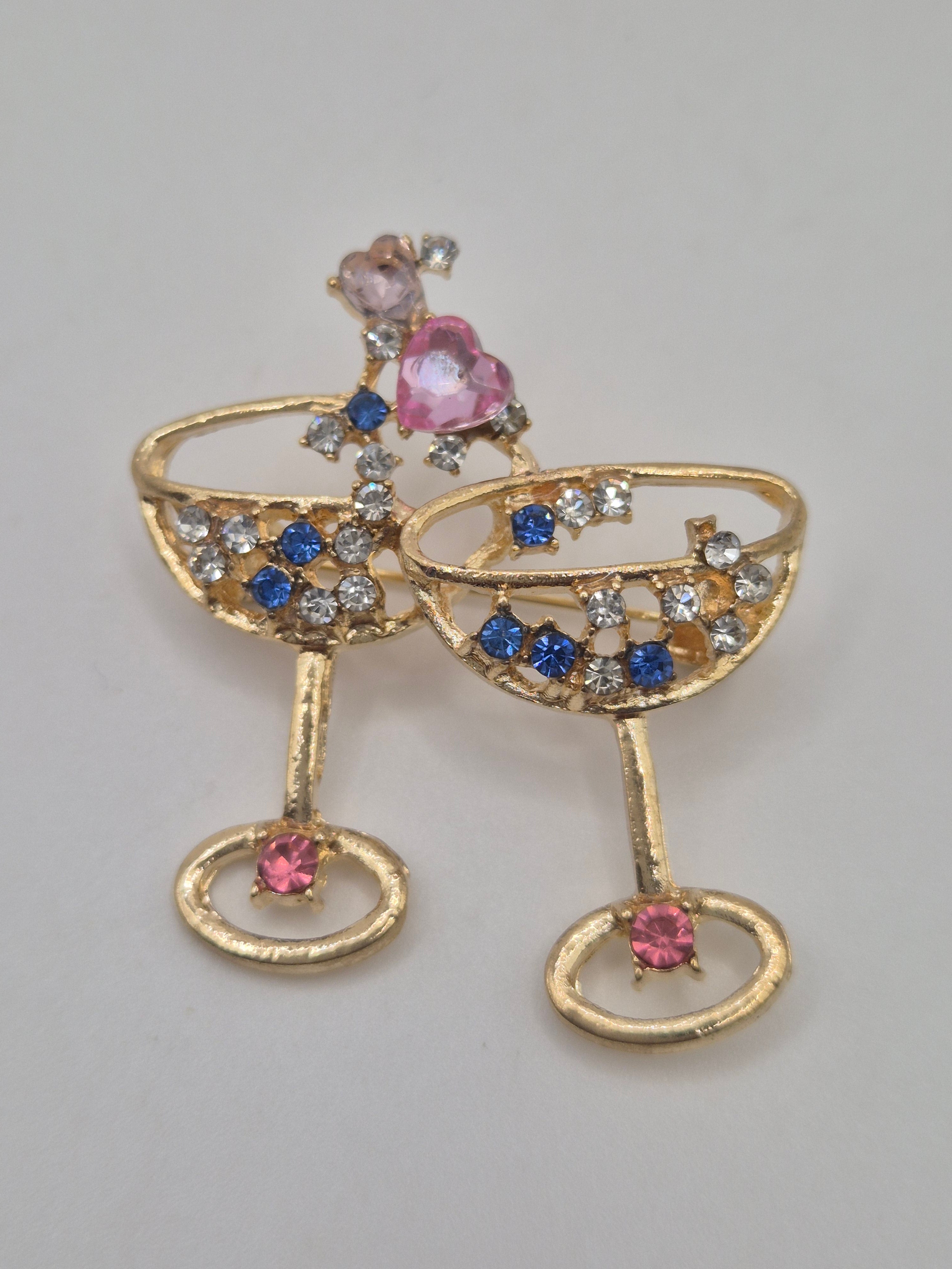 clinking rhinestone cocktail glasses brooch