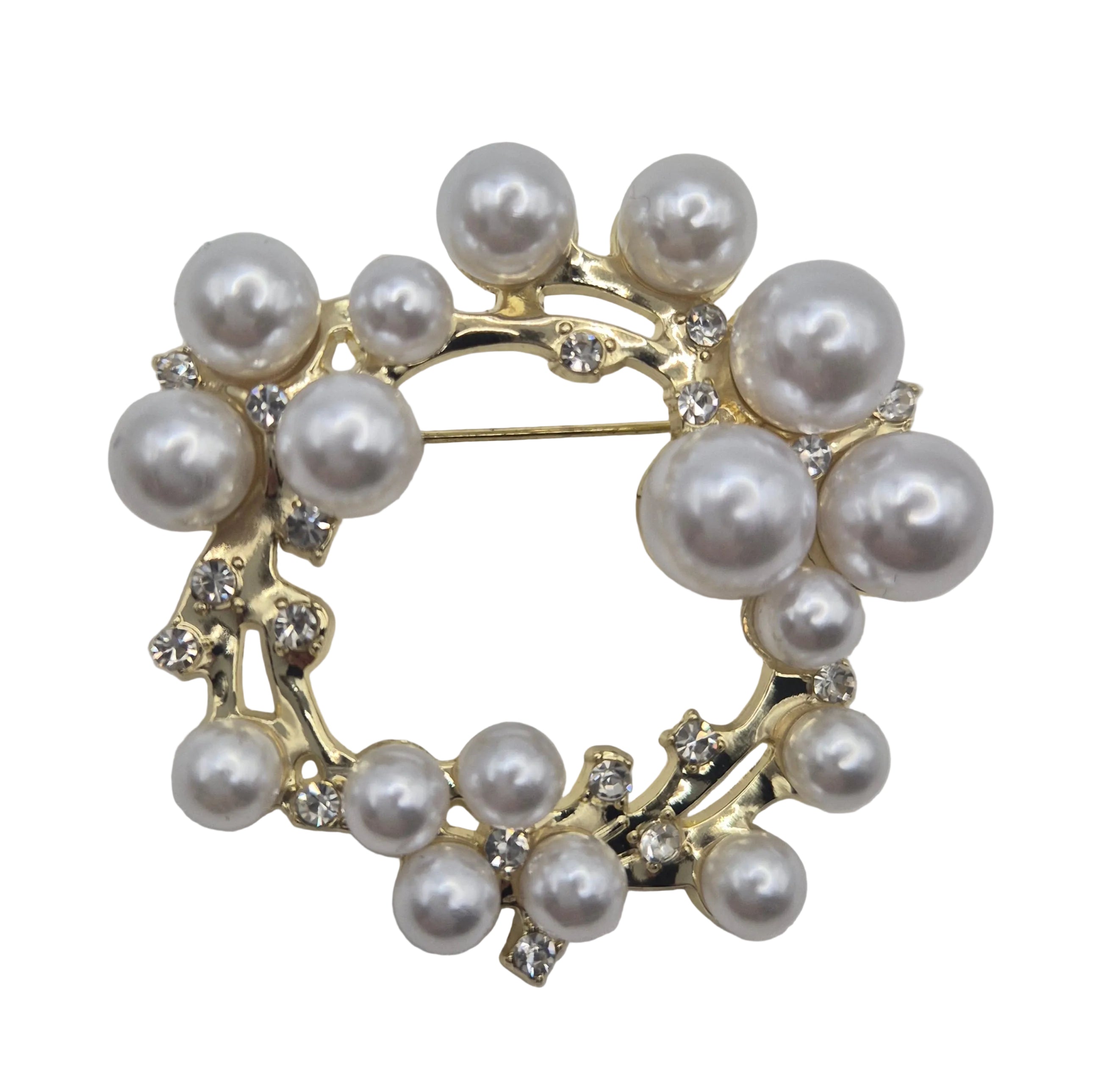 Pearl wreath brooch on a light gray background